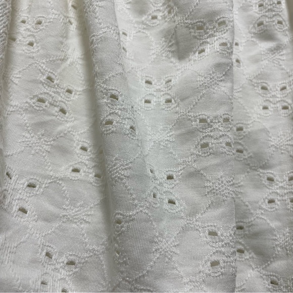 Cropped Eyelet Top - Picture 7 of 7